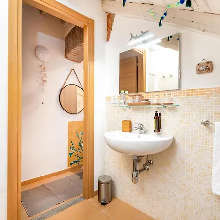 Guest house Carugio Remilde *