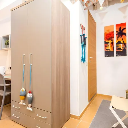 Carugio Remilde Guest house