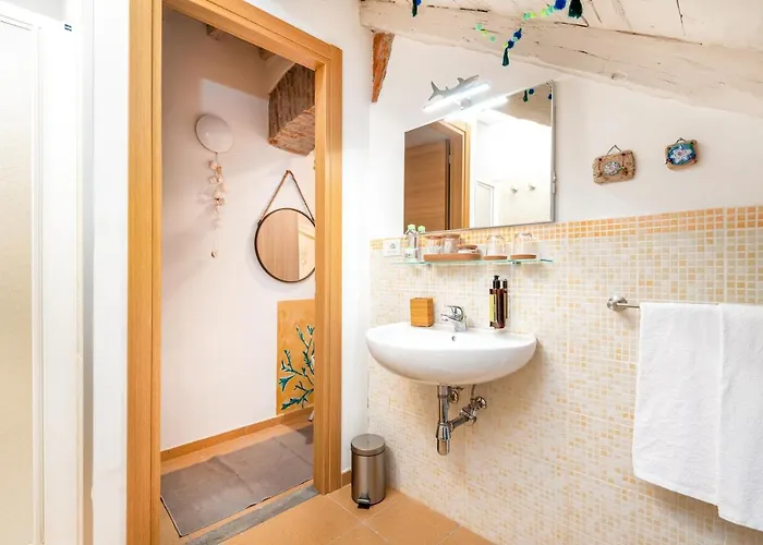 Gæstehus Carugio Remilde 4*